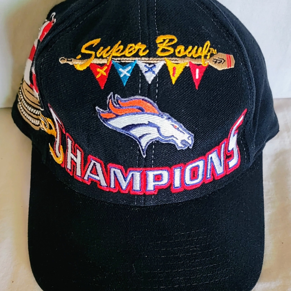 Logo Athletic Black Super Bowl Champions Hat
